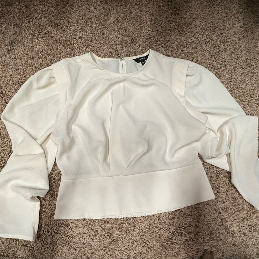 Express Cream Blouse with Long Sleeves